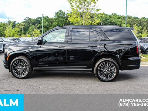 Used 2026 Cadillac Escalade Platinum Sport w/ LPO, Floor Liner Package AWD/4WD image 7