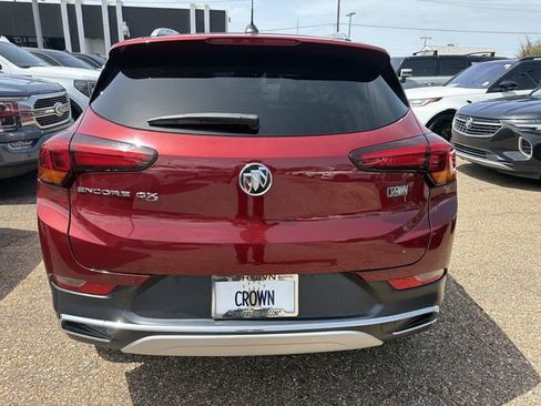 Used 2023 Buick Encore GX Essence w/ Experience Buick Package FWD image 8