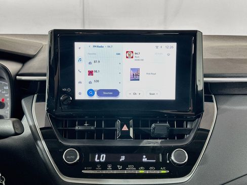 Used 2025 Toyota Corolla LE FWD image 19