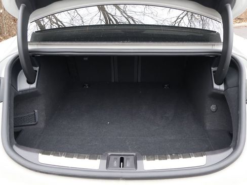 Used 2022 Porsche Taycan image 49