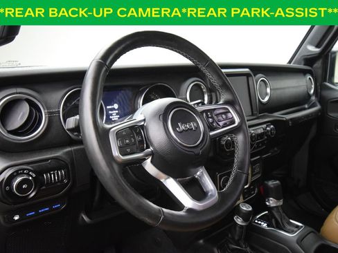 Used 2022 Jeep Wrangler Unlimited Rubicon 4xe w/ Steel Bumper Group AWD/4WD image 16