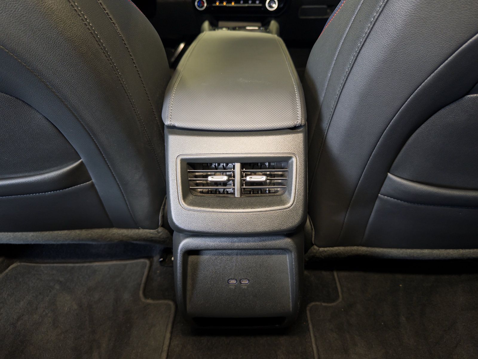 Used 2024 Chevrolet Equinox EV RS FWD image 21