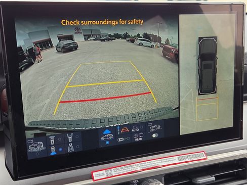 New 2026 Toyota 4Runner TRD Off-Road Premium AWD/4WD image 11