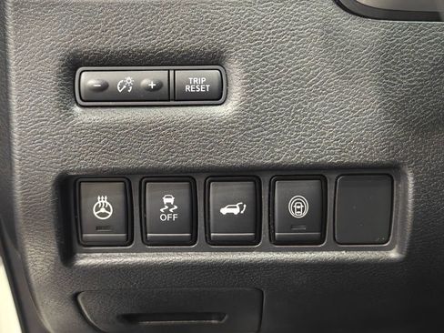 Used 2021 Nissan Murano SL w/ SL Moonroof Package image 12