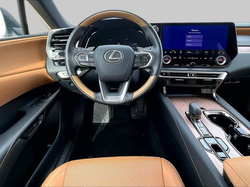 Certified 2025 Lexus RX 350 Premium FWD image 6