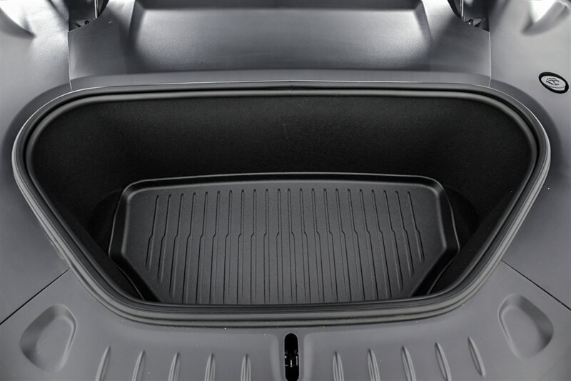 Used 2026 Tesla Model S Plaid AWD/4WD image 18