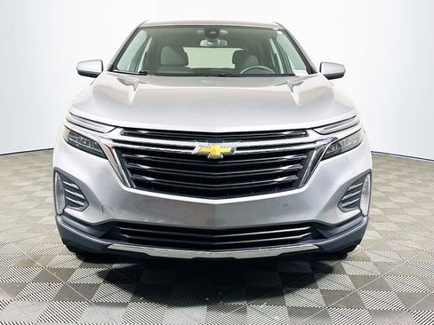 Used 2024 Chevrolet Equinox LT FWD image 3