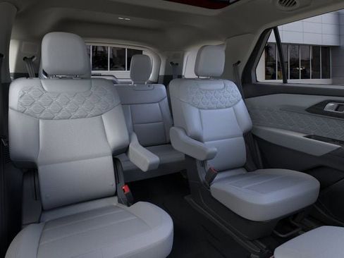 New 2026 Ford Explorer Platinum AWD/4WD image 11