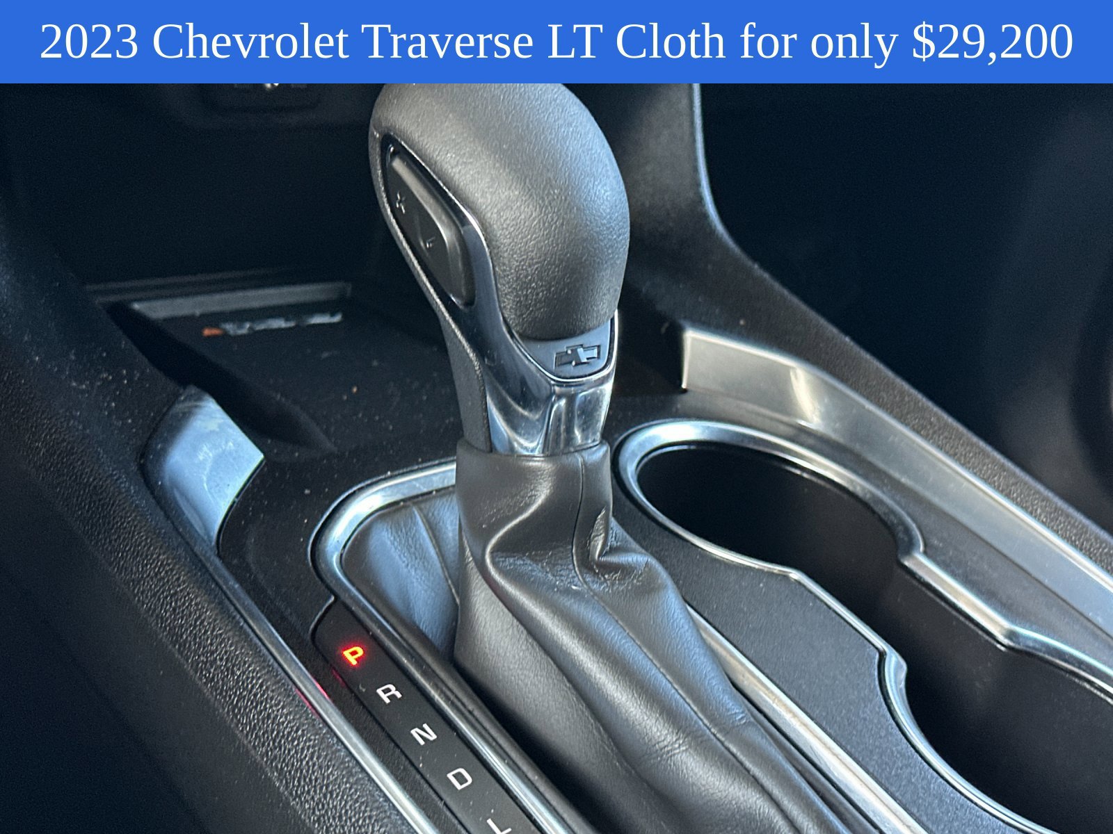 Used 2023 Chevrolet Traverse LT FWD image 23