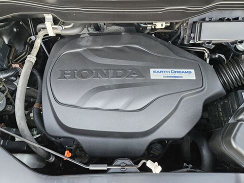 Used 2017 Honda Ridgeline Sport image 37