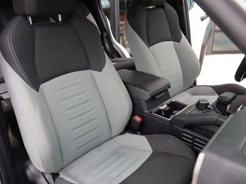 Used 2025 Toyota 4Runner TRD Off-Road image 12