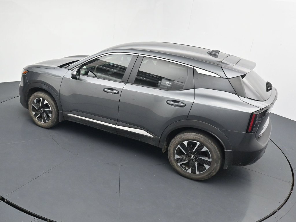 Used 2025 Nissan Kicks SV w/ Illumination Package AWD/4WD image 13