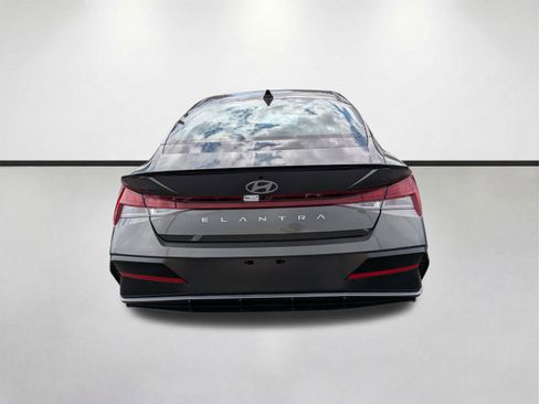 New 2026 Hyundai Elantra SEL Sport Premium FWD image 5