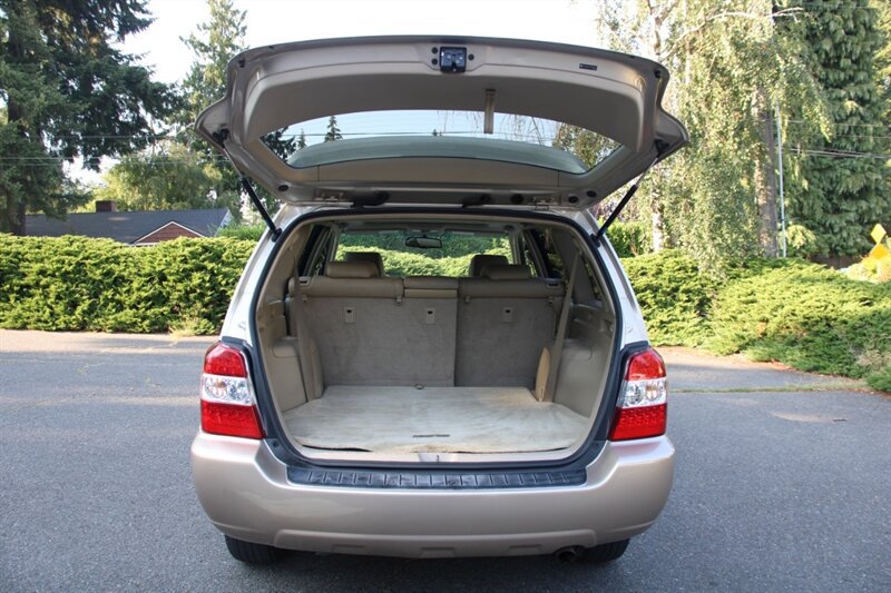 Used 2007 Toyota Highlander Limited w/ Extra Vale Pkg #3 AWD/4WD image 16