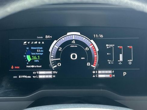 Used 2023 Toyota Tundra Platinum AWD/4WD image 37
