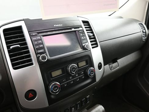 Used 2016 Nissan Frontier PRO-4X w/ Pro-4x Luxury Package AWD/4WD image 26