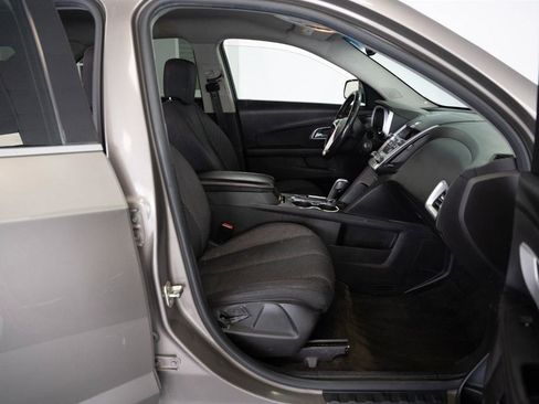 Used 2011 Chevrolet Equinox LT w/ Driver Convenience Package AWD/4WD image 17