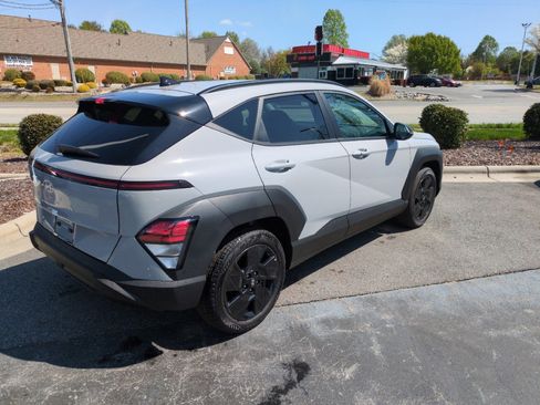New 2026 Hyundai Kona SEL Sport FWD image 7