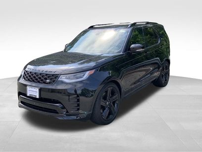 New 2024 Land Rover Discovery Dynamic SE