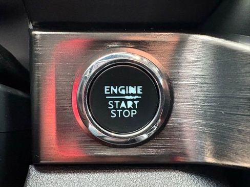 Used 2023 Ford F250 Lariat w/ Lariat Ultimate Package image 26