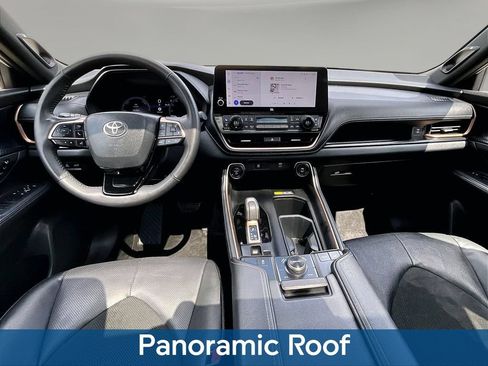 Used 2024 Toyota Grand Highlander AWD Hybrid image 10
