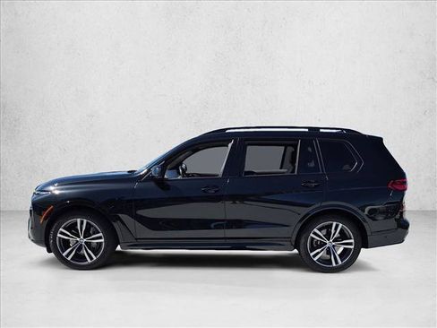 Certified 2025 BMW X7 xDrive40i w/ M Sport Package AWD/4WD image 8