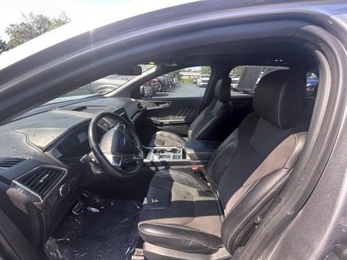 Used 2022 Ford Edge ST w/ Equipment Group 401A image 10