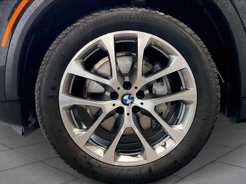 Used 2025 BMW X5 xDrive40i w/ Climate Comfort Package image 10