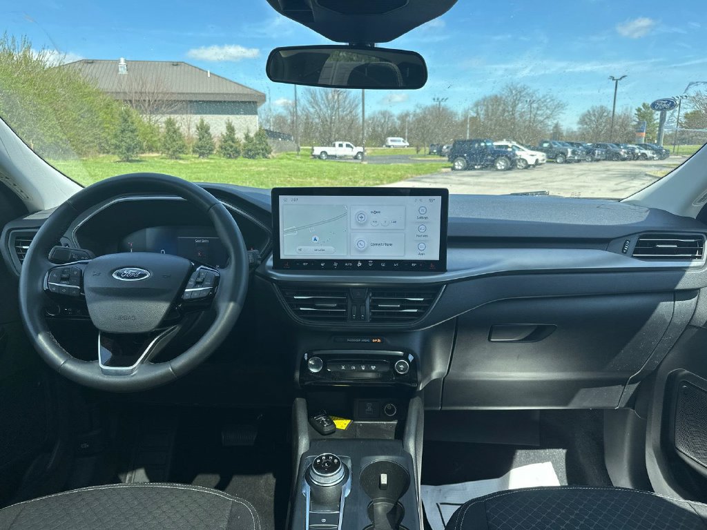 Used 2023 Ford Escape Active w/ Tech Pack #1 AWD/4WD image 4