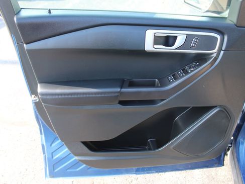 Used 2023 Ford Explorer 4WD image 19