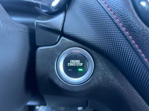 Used 2023 Chevrolet Equinox RS FWD image 25