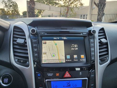 Used 2016 Hyundai Elantra GT w/ Option Group 03 FWD image 34