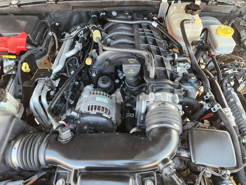 Used 2020 Jeep Wrangler Unlimited Sport image 30