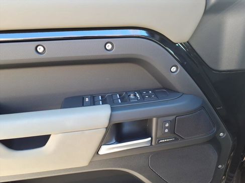 Certified 2025 Land Rover Defender 110 S image 10