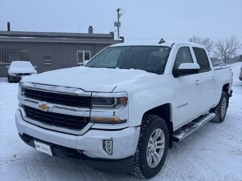 Used 2017 Chevrolet Silverado 1500 LT w/ All Star Edition image 3