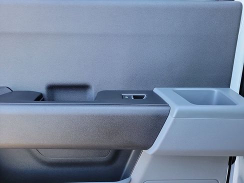 New 2026 Ford F550 4x4 Crew Cab image 13