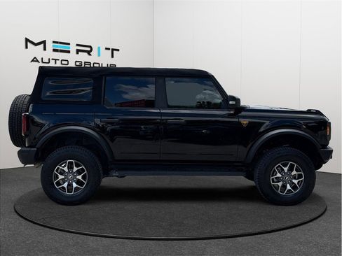 Used 2023 Ford Bronco Badlands AWD/4WD image 10