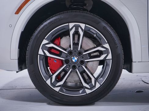 New 2026 BMW X2 xDrive28i w/ Technology Package image 2