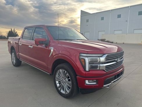Used 2024 Ford F150 Platinum w/ Equipment Group 703A Plus image 3