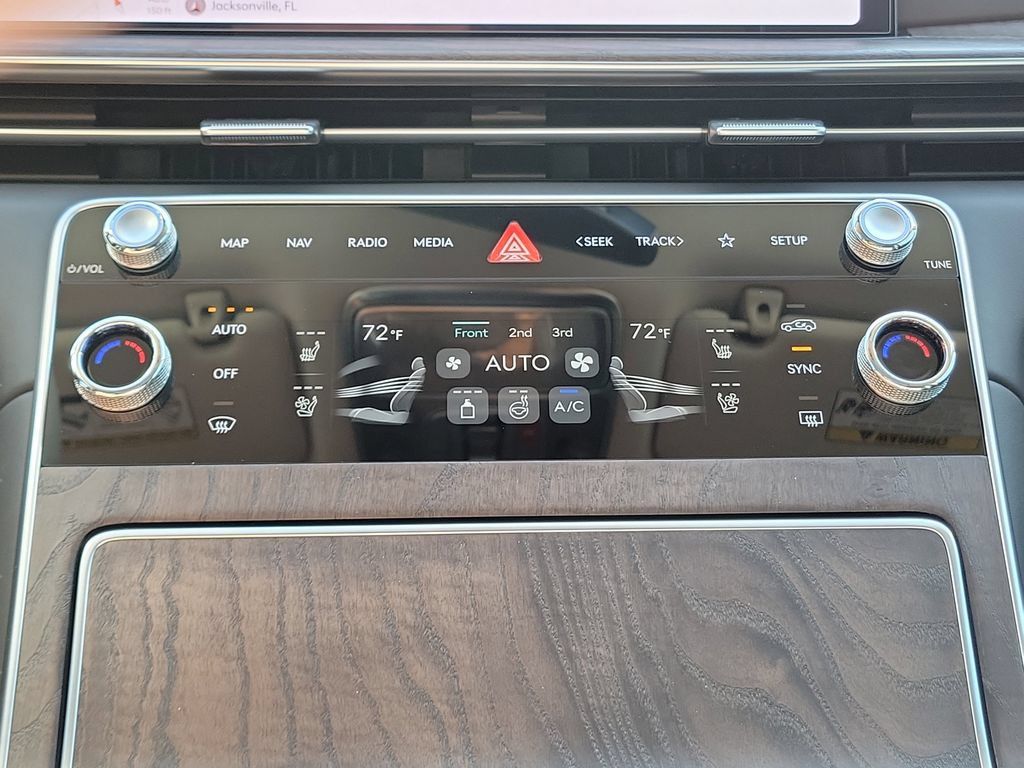 Used 2026 Genesis GV80 2.5T Prestige AWD/4WD image 11
