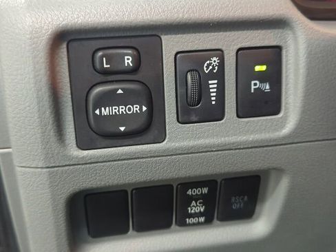 Used 2010 Toyota 4Runner 4WD image 11