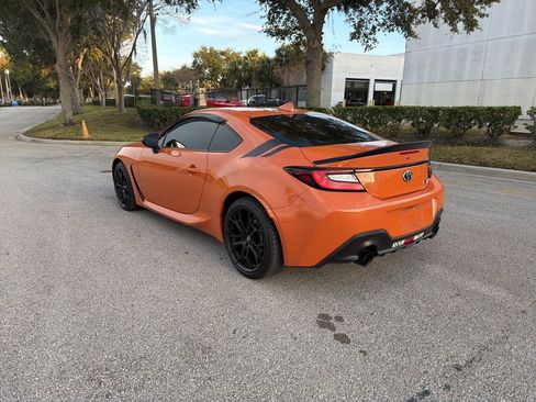 Used 2023 Toyota GR86 10th Anniversary SE image 3