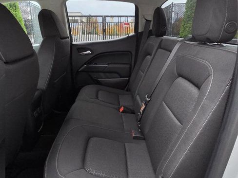 Used 2015 GMC Canyon SLE image 11