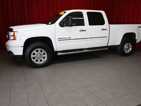 Used 2012 GMC Sierra 2500 Denali image 1