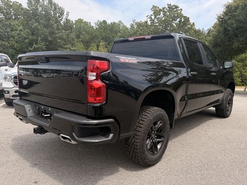 Used 2026 Chevrolet Silverado 1500 Custom Trail Boss AWD/4WD image 12