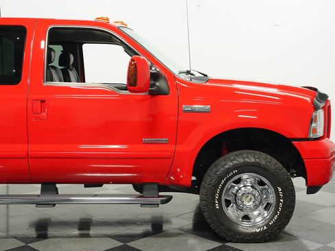 Used 2006 Ford F250 Super Duty Powerstroke 6.0L 4x image 26