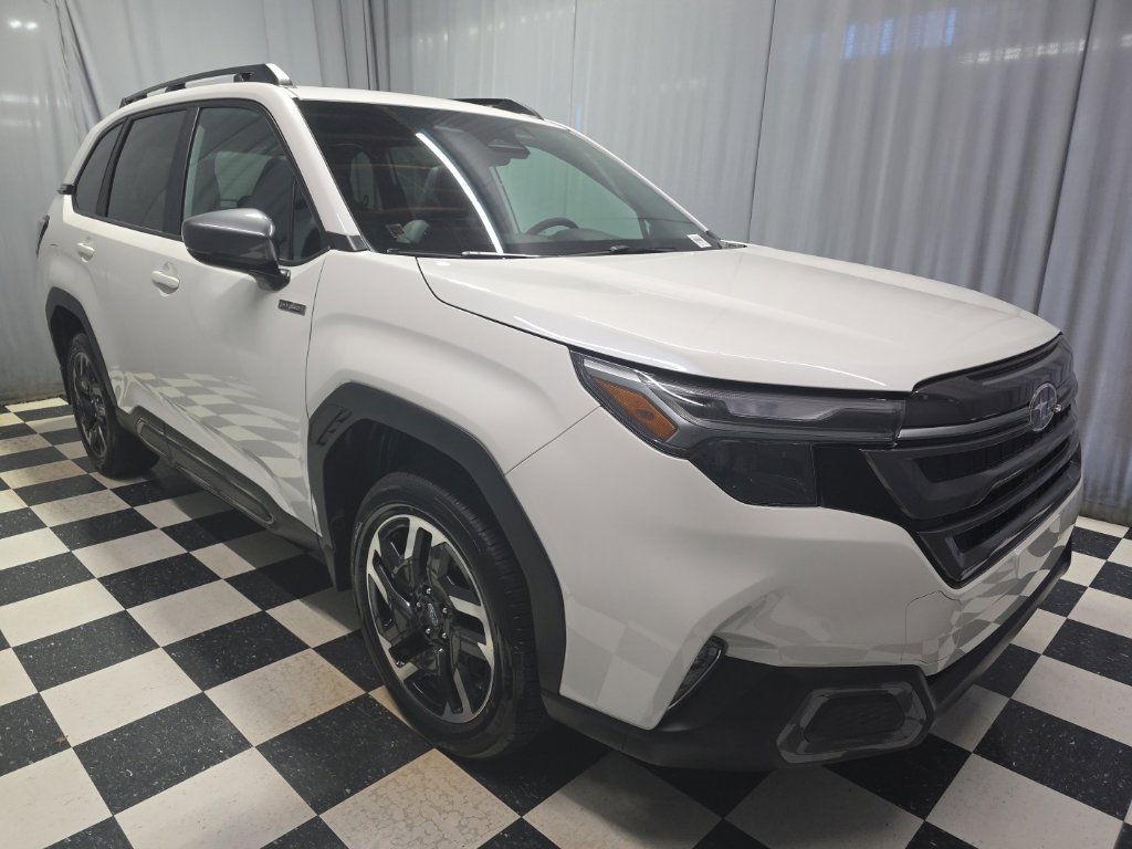 New 2026 Subaru Forester Touring AWD/4WD image 3