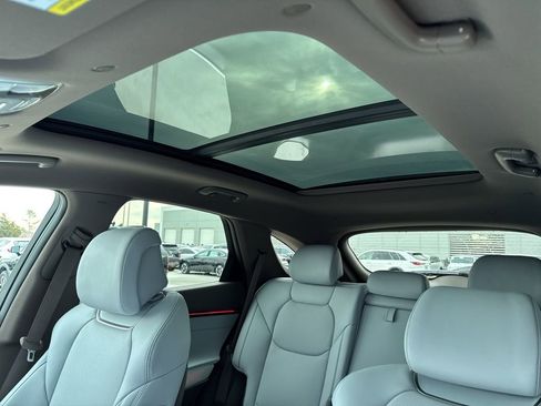 New 2026 Genesis GV70 2.5T Advanced image 21