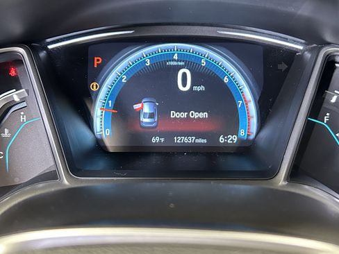 Used 2016 Honda Civic EX image 25