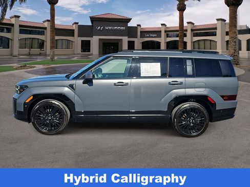 Used 2025 Hyundai Santa Fe Calligraphy FWD image 5